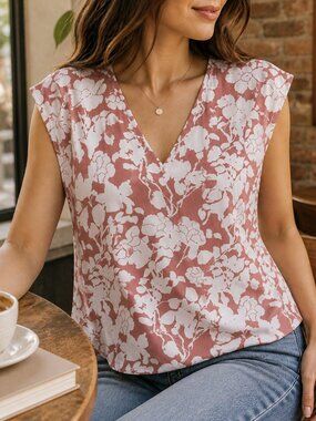 Emery Rose Floral Blouse Small Pink White V-Neck Lightweight Sleeveless Top